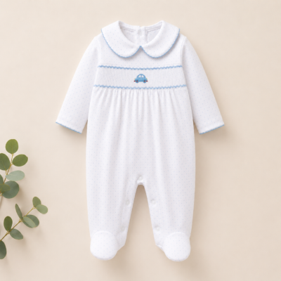 2026/06/528546.png Mono Little English para Bebé Niño 6 Meses Blanco con Bordado de Carrito