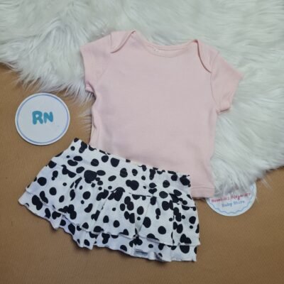 Conjunto Vaquita Chic para Bebita Recién Nacida