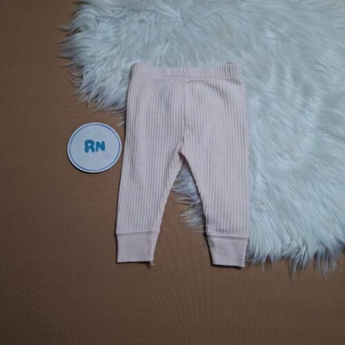 2026/08/JPEG_20260808_120957_9191549518561778053-scaled.jpg Pantalon de Beba 0/3 Meses