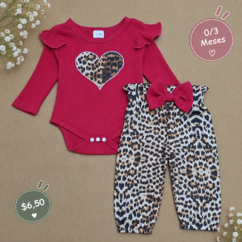 2026/09/1000159910.jpg Conjunto para bebita 0/3 Meses