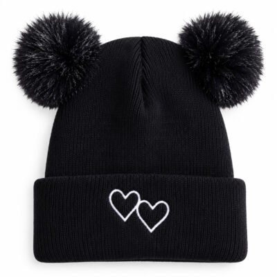 Gorrito Tejido Negro con Pompones y Corazones