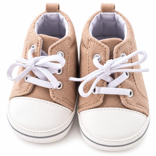 👟 Zapatitos Carter’s Beige con Cordones para Bebé 9–12 Meses